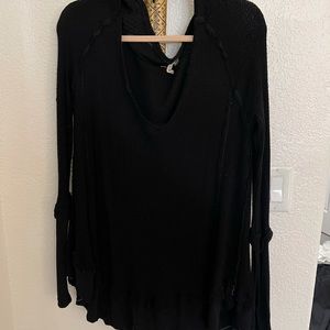 Black free people sweater
